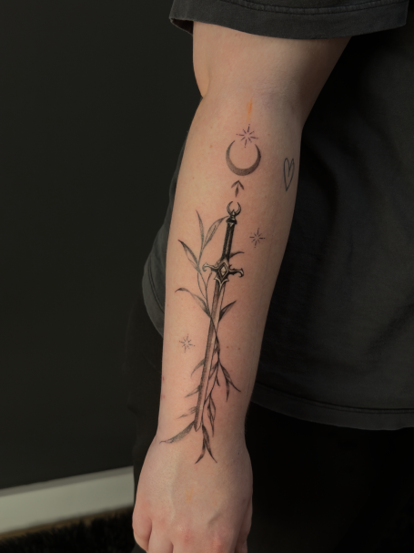 Costum Goldryn Tattoo from Throne of Glass